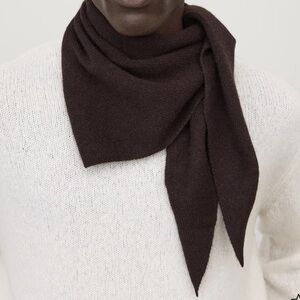 Lisa yang brown Florianne cashmere scarf